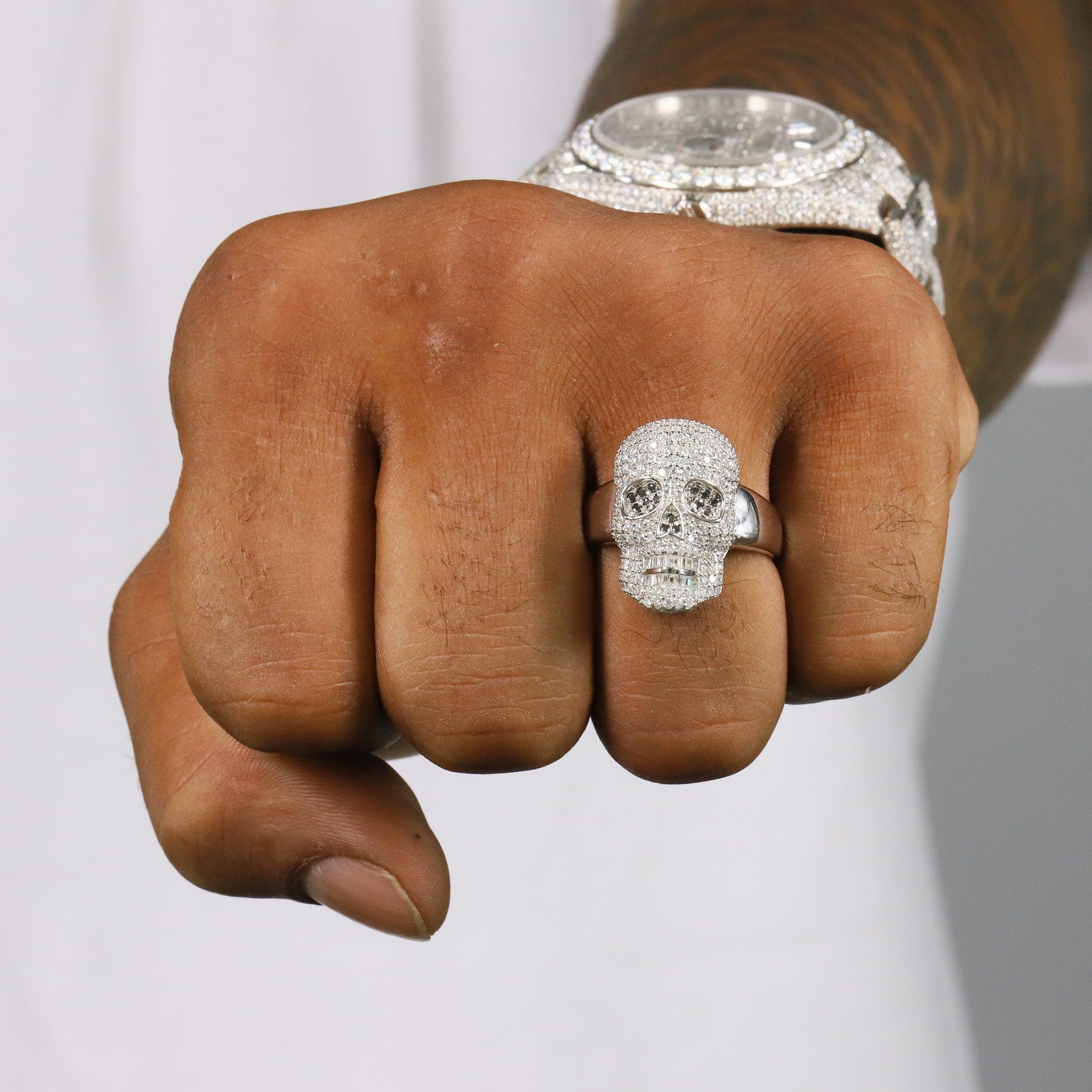 Frosty Skull Brilliant VVS Moissanite Diamond Ring