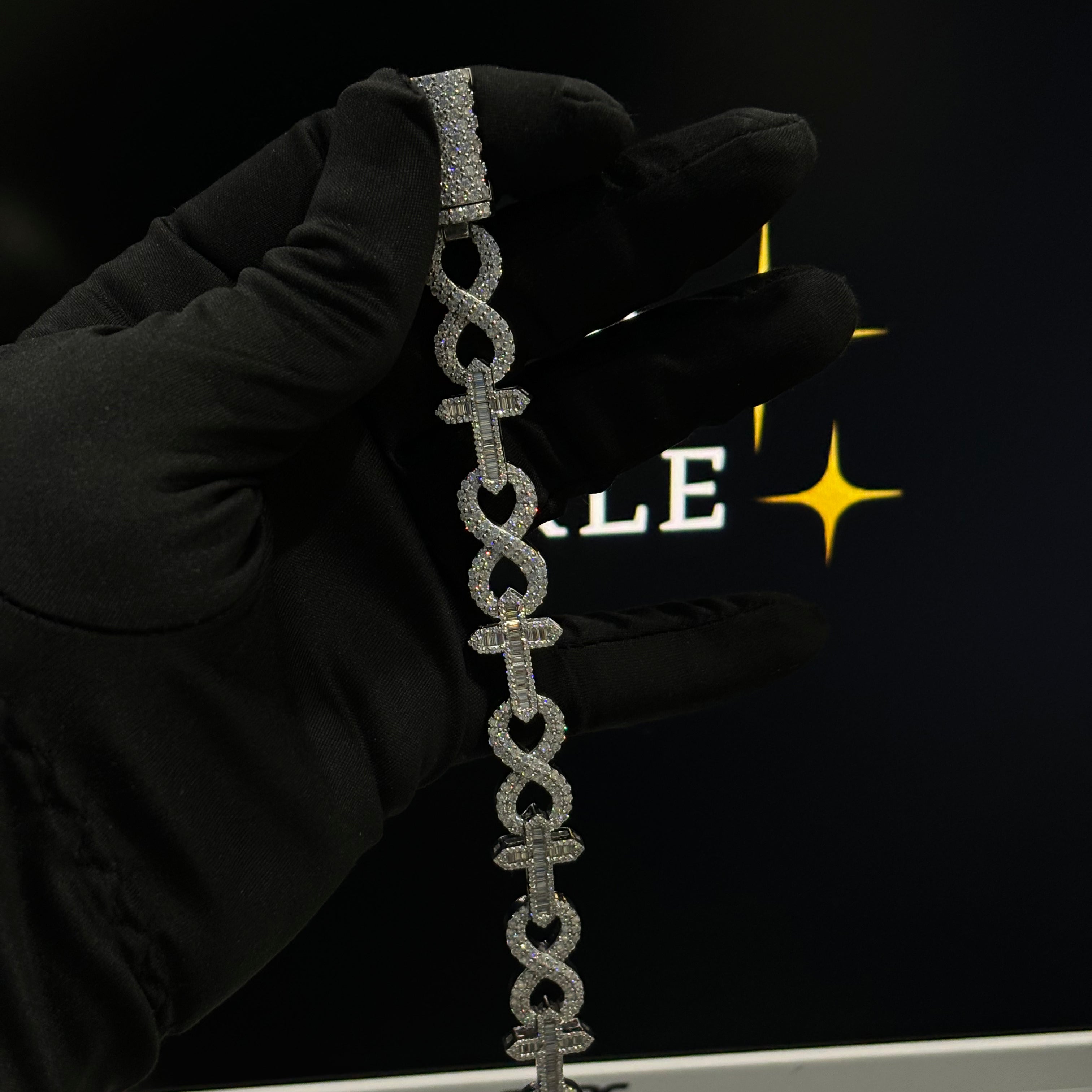 Moissanite Hip Hop Jewelry with Diamond Finish