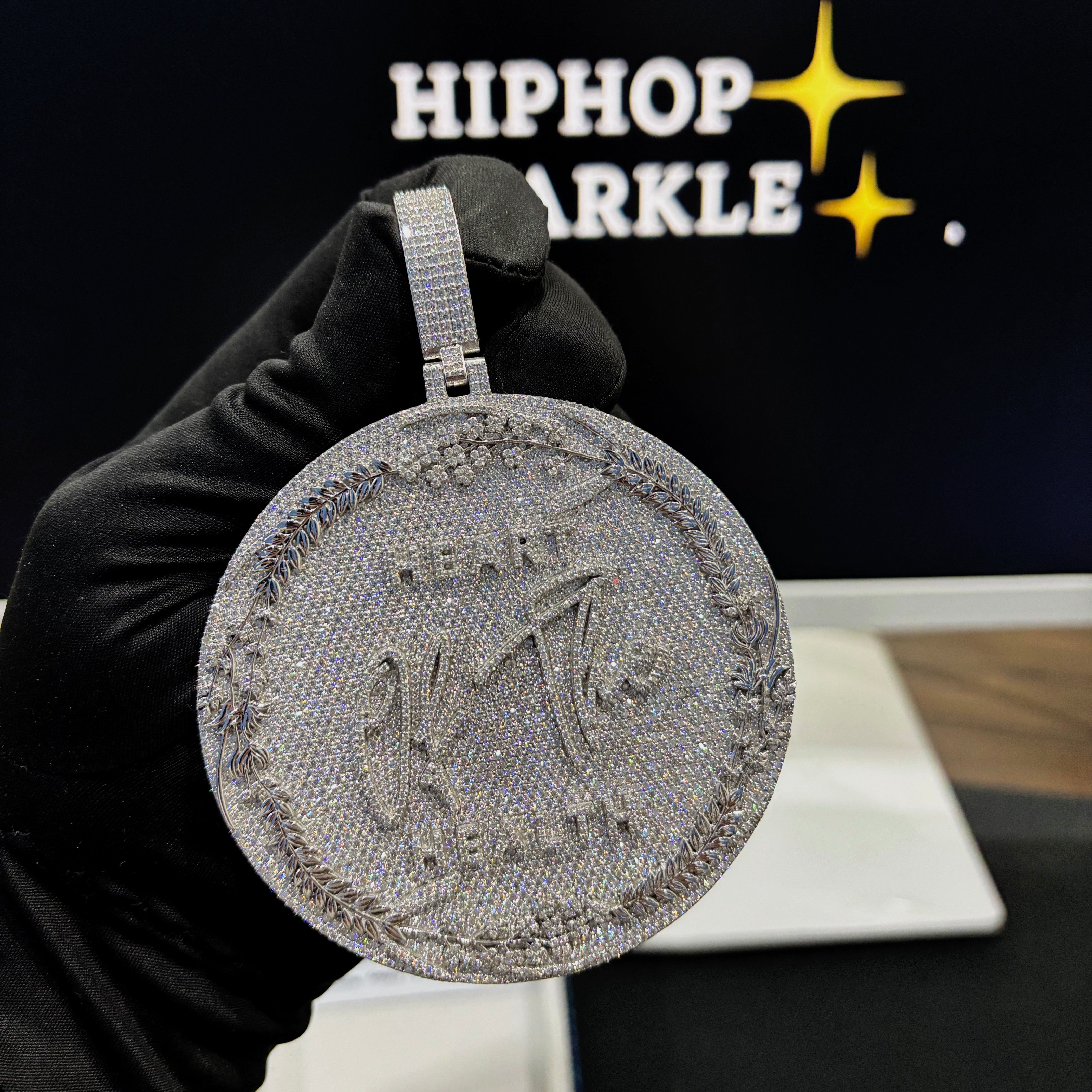 925 Silver Luxury Medallion