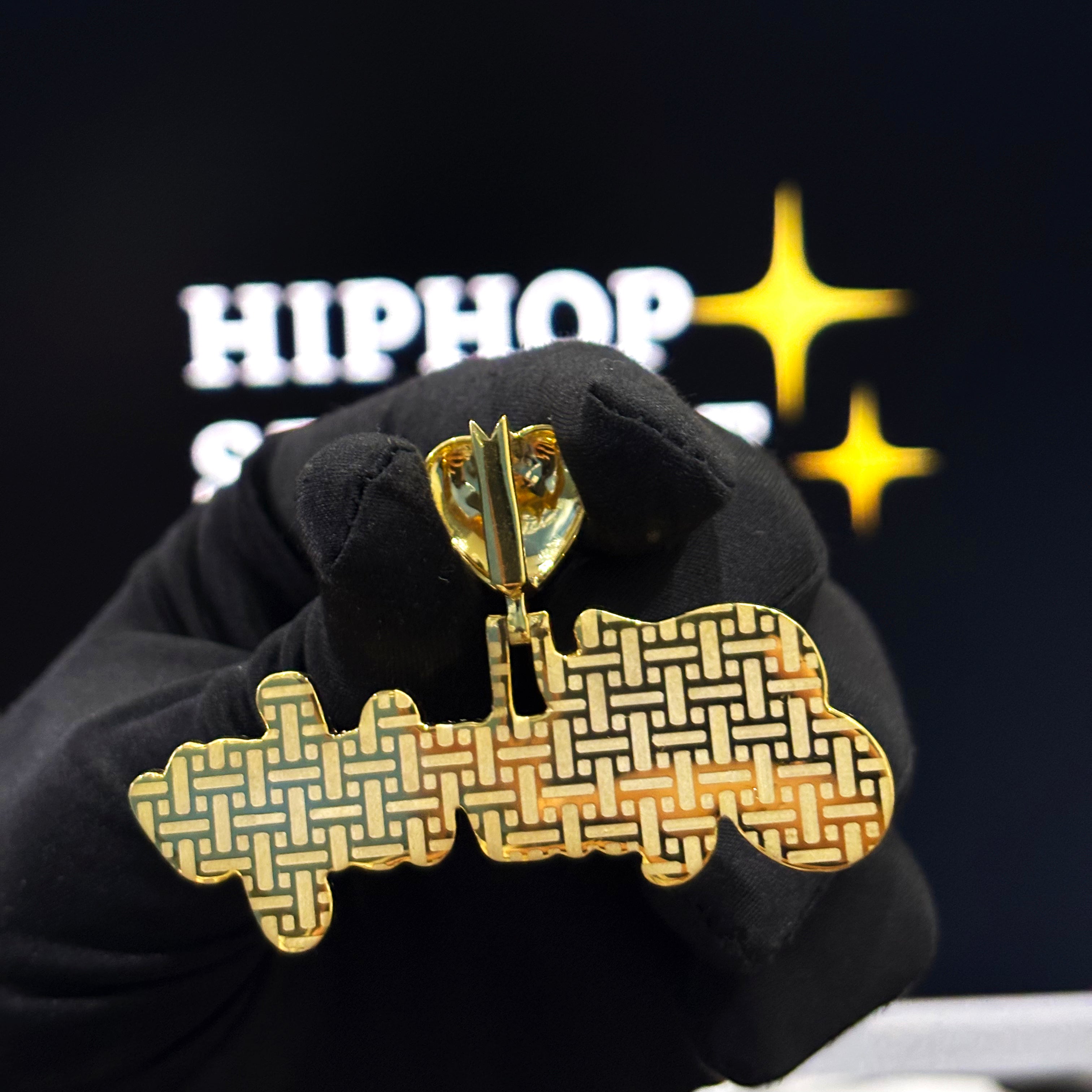 Adarielys Custom Name Pendant – Double Layer Cursive, 14K Gold Plated with VVS Moissanite & Heart Bail (2.5")