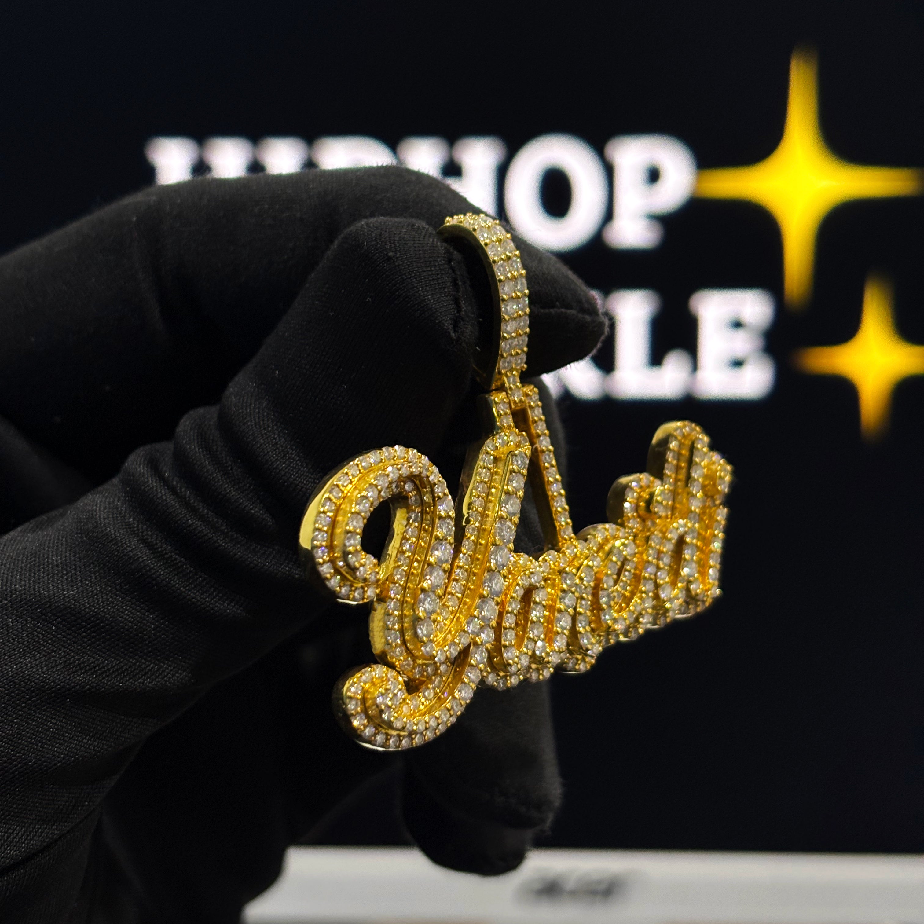 Custom Name Pendant “Yaneidi” – 925 Silver Iced Out with VVS Moissanite (2" Length)