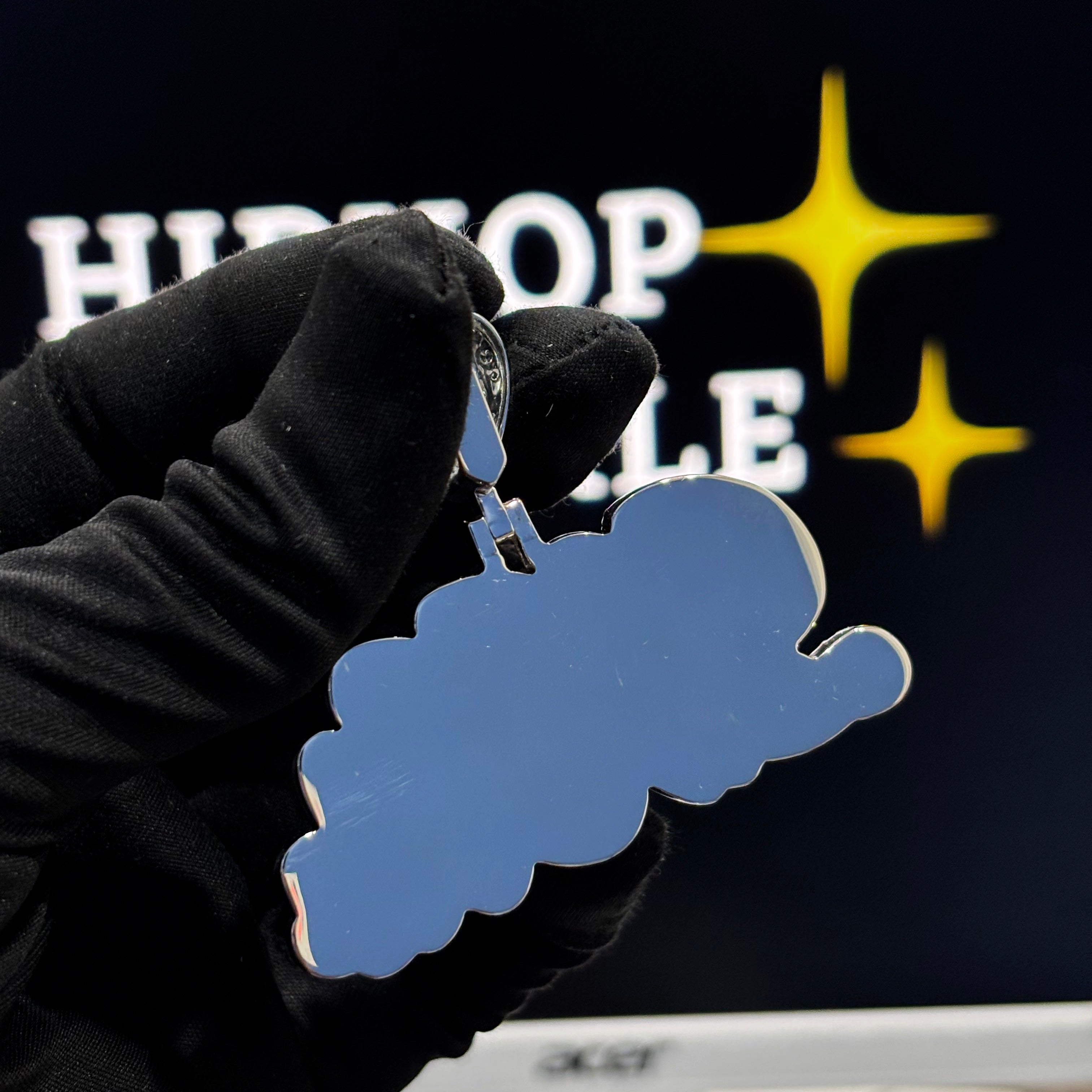 Iced Out Moissanite Hip Hop Jewelry with Heart Bail