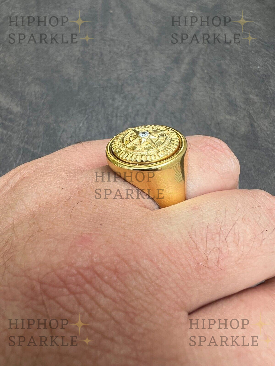 Elegant Explorer Compass Ring – 14k Gold Vermeil & 925 Silver