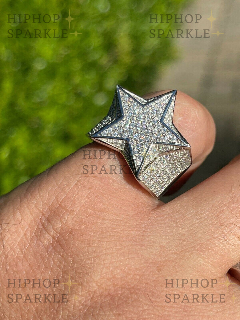 Moissanite Super Star Ring: A Dazzling Statement Piece